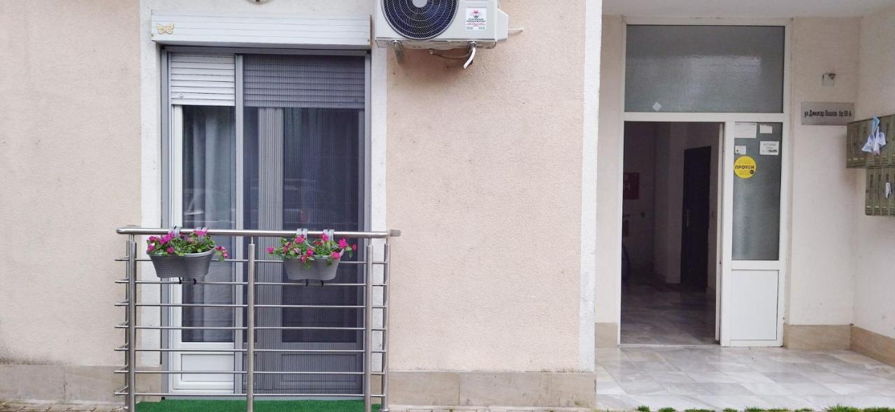 Care'S Studio Ohrid Exterior photo